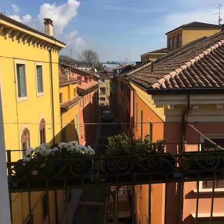 Arela Verona